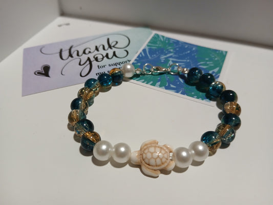 Ocean Dreams Sea Turtle Bracelet - Handmade Pearl & Glass Bead Jewelry